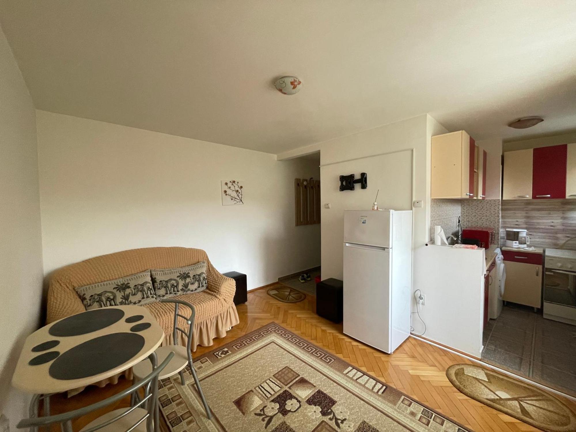Apartment Victoria Gherla Экстерьер фото